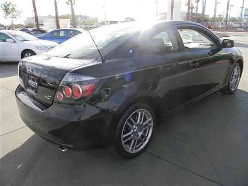 Scion tC 2010 photo 4