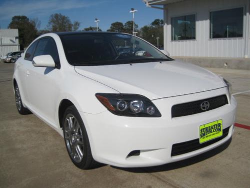 Scion tC 2010 photo 1
