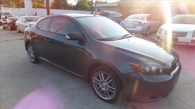 Scion tC 2010 photo 3