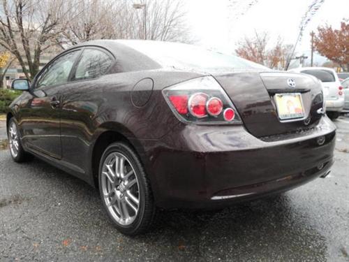Scion tC 2010 photo 1