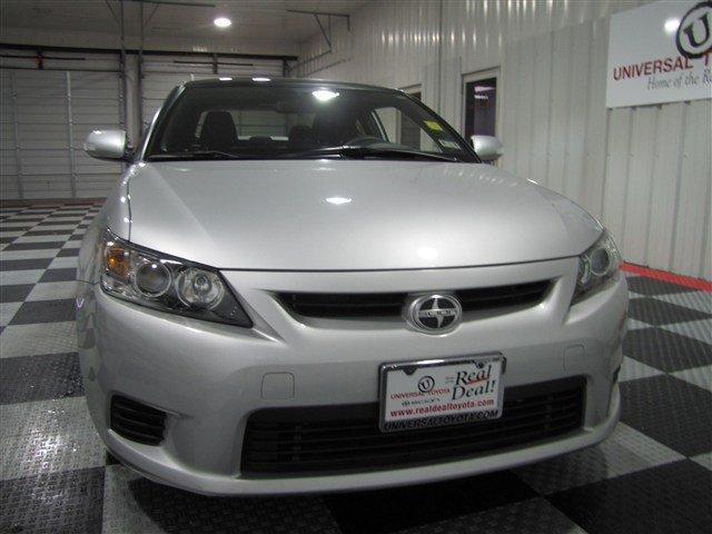 Scion tC 2011 photo 1