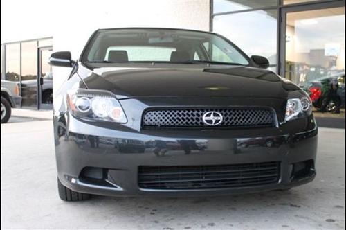 Scion tC 2011 photo 3