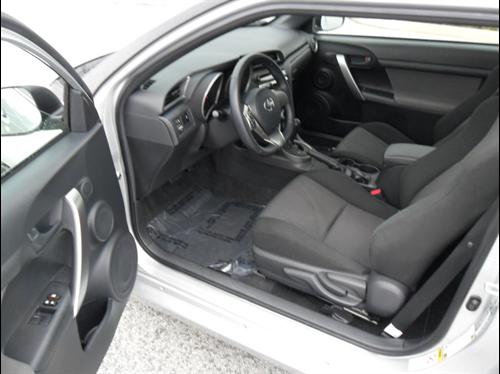 Scion tC 2011 photo 1