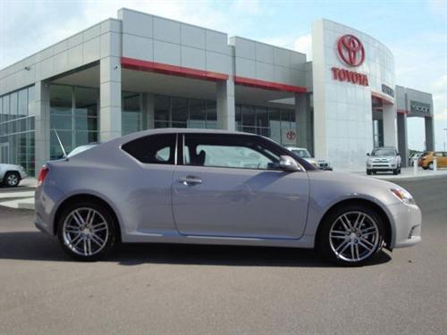 Scion tC 2011 photo 3