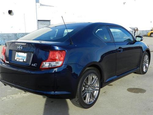 Scion tC 2011 photo 4