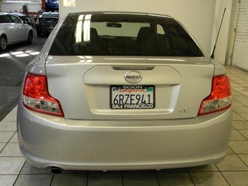 Scion tC 2011 photo 5