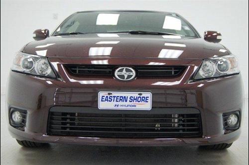 Scion tC 2011 photo 3