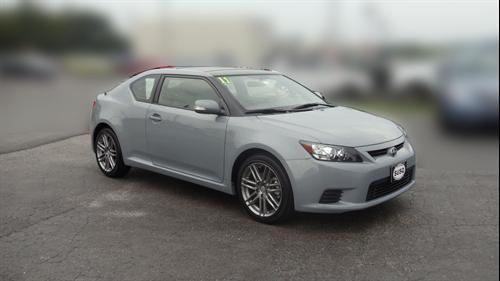 Scion tC 2011 photo 1