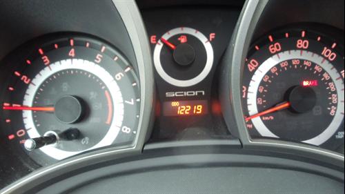 Scion tC 2011 photo 3