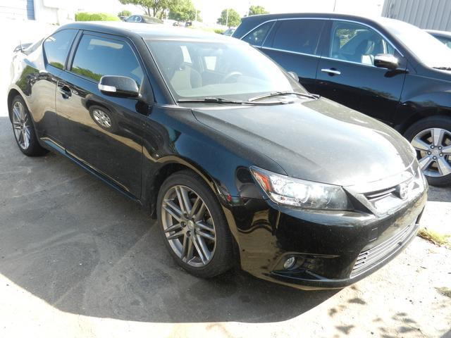 Scion tC 2011 photo 1