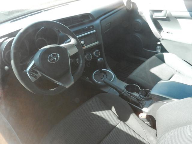 Scion tC 2011 photo 2