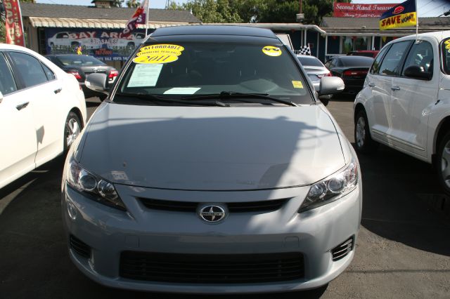 Scion tC 2011 photo 1
