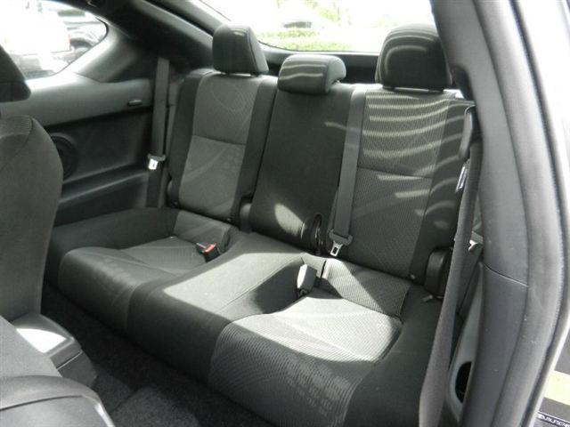 Scion tC 2011 photo 2