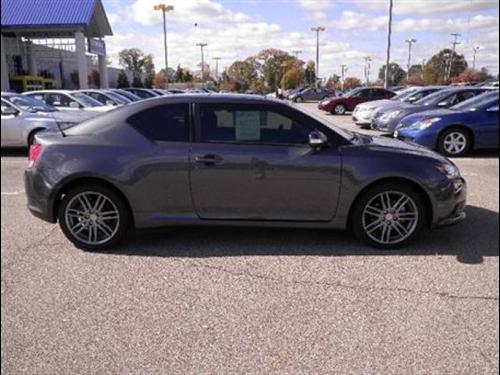 Scion tC 2011 photo 3