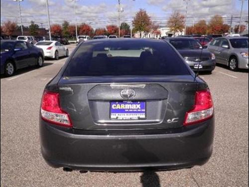 Scion tC 2011 photo 5