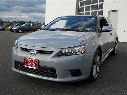 Scion tC 2011 photo 1