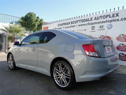Scion tC 2011 photo 1