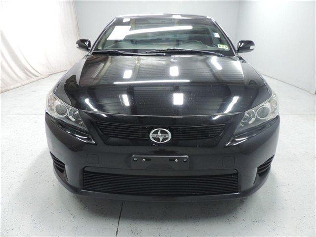 Scion tC 2011 photo 3