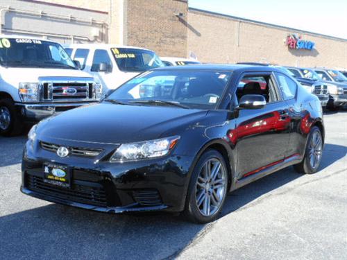 Scion tC 2011 photo 1