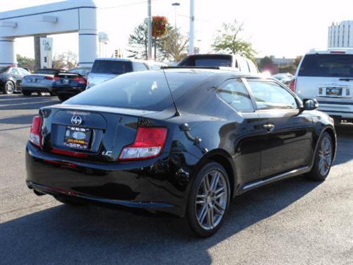 Scion tC 2011 photo 4
