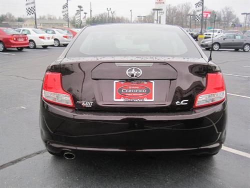 Scion tC 2011 photo 4