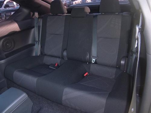 Scion tC 2011 photo 2