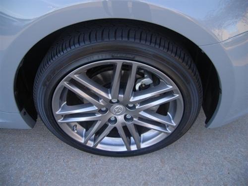 Scion tC 2011 photo 5
