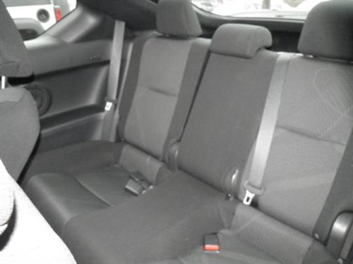 Scion tC 2011 photo 3