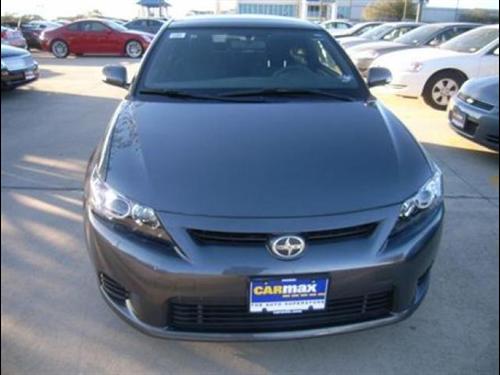 Scion tC 2011 photo 1