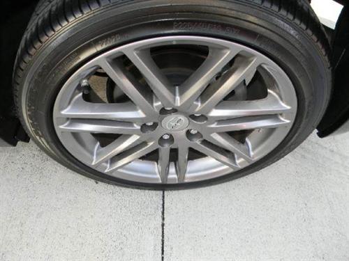 Scion tC 2011 photo 3