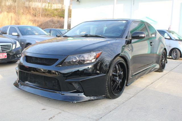 Scion tC 2012 photo 1