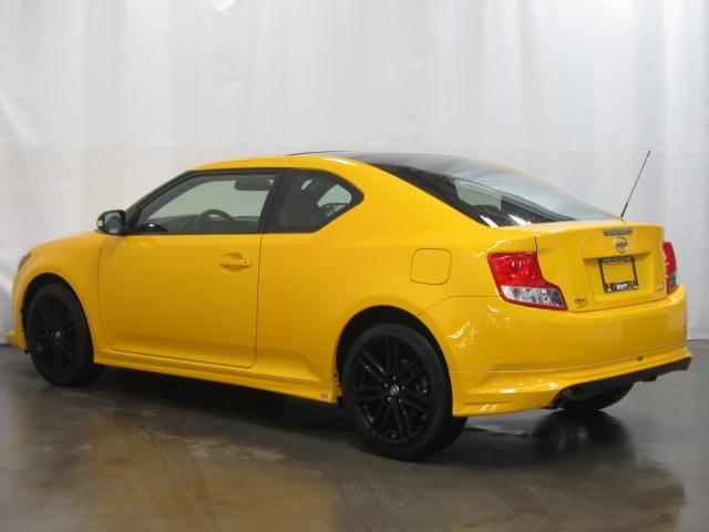 Scion tC 2012 photo 3