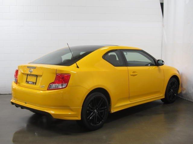 Scion tC 2012 photo 5