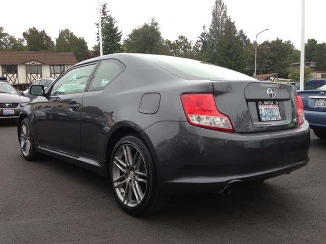 Scion tC 2012 photo 1