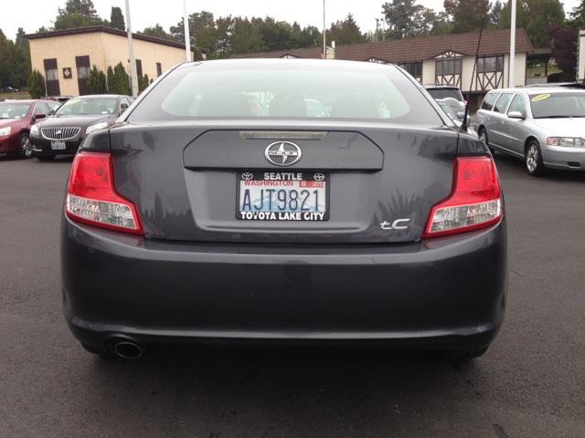 Scion tC 2012 photo 4