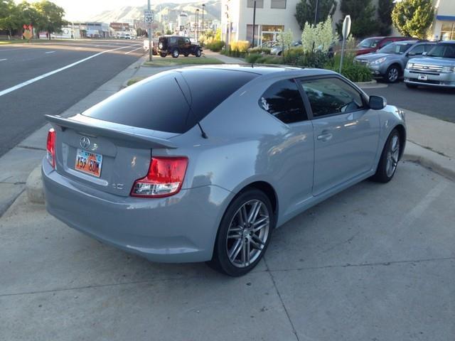 Scion tC 2012 photo 1