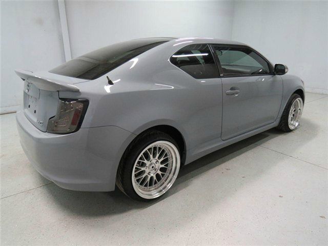 Scion tC 2012 photo 13