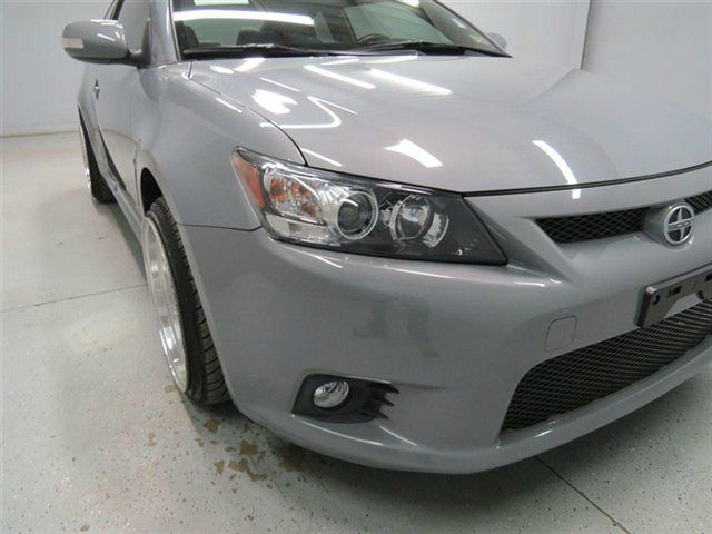 Scion tC 2012 photo 8