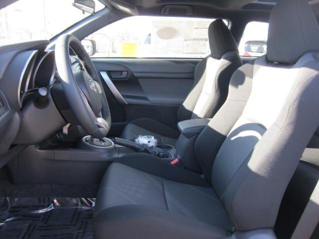 Scion tC 2012 photo 4