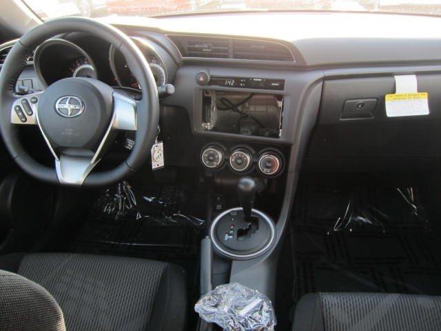 Scion tC 2012 photo 5