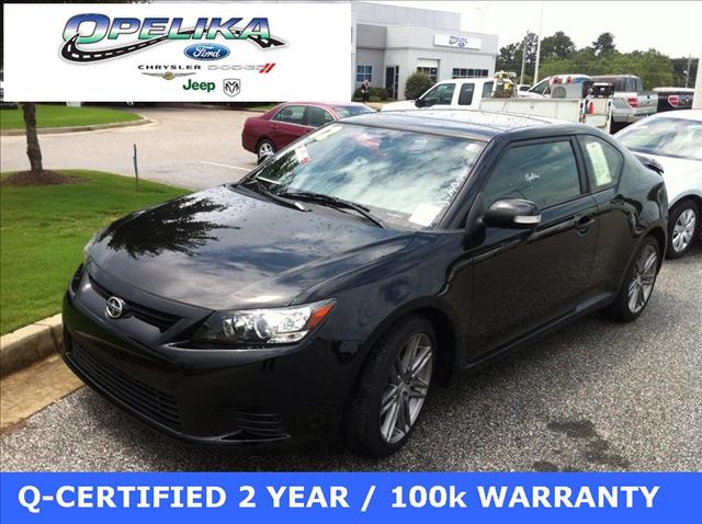 Scion tC 2012 photo 2