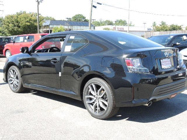 Scion tC 2014 photo 3