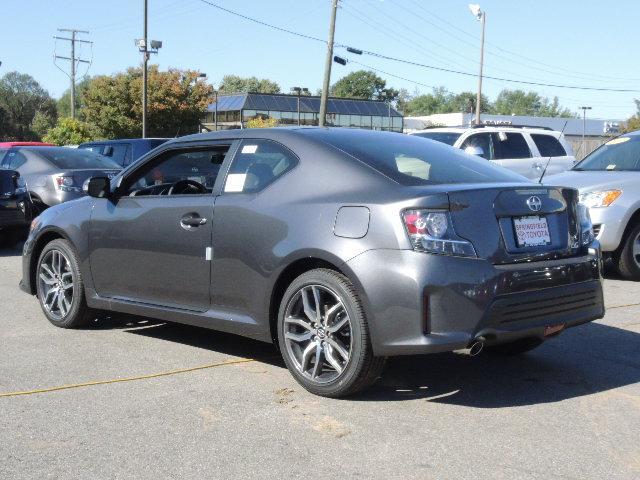 Scion tC 2014 photo 3