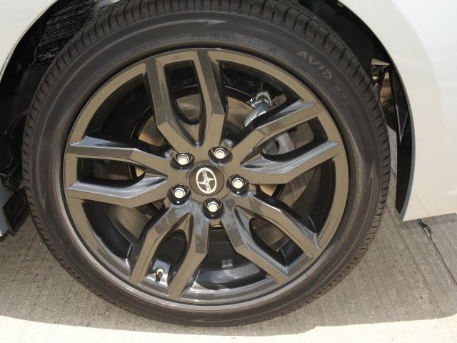 Scion tC 2014 photo 3