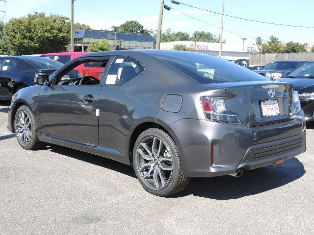 Scion tC 2014 photo 4