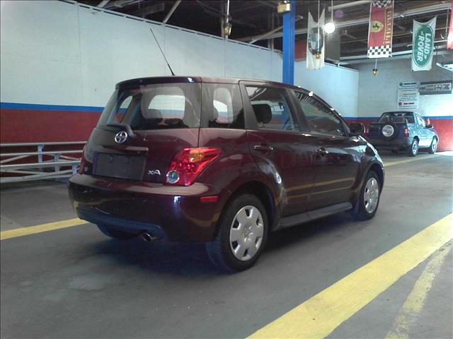 Scion xA W/leather Hatchback