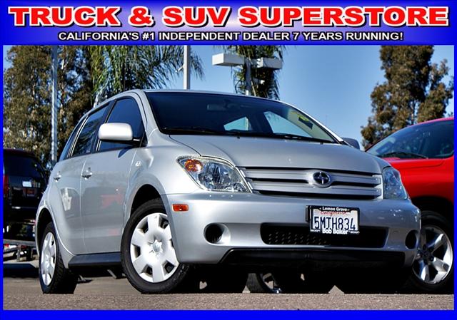 Scion xA SLT Quad Cab Short Bed 4WD Hatchback