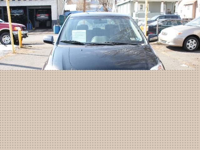 Scion xA 2005 photo 1