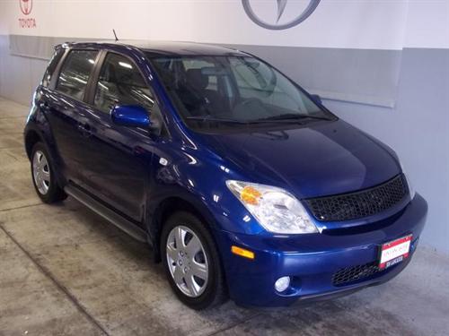 Scion xA 2005 photo 4