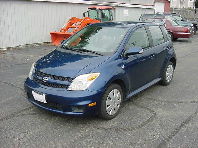Scion xA 2006 photo 4